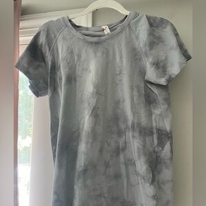 Lululemon Swiftly tech shirt, marble gray